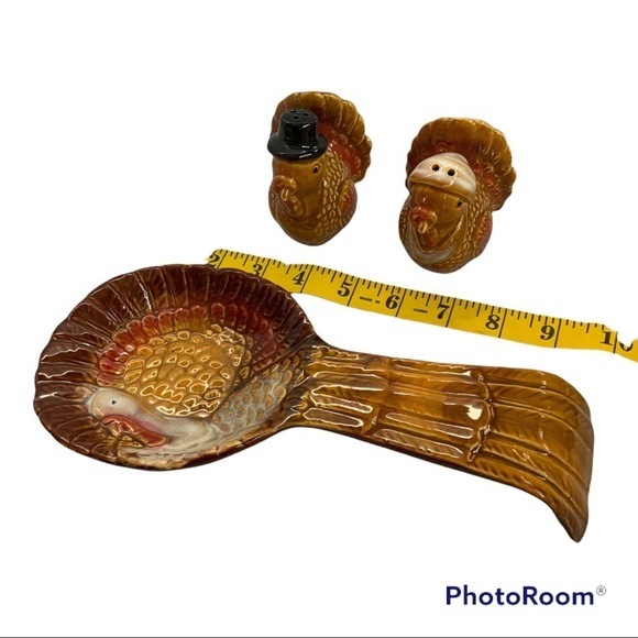Thanksgiving Kitchen Ceramic Set Spoon Rest Salt Pepper Shakers 3 PC - Picture 8 of 8